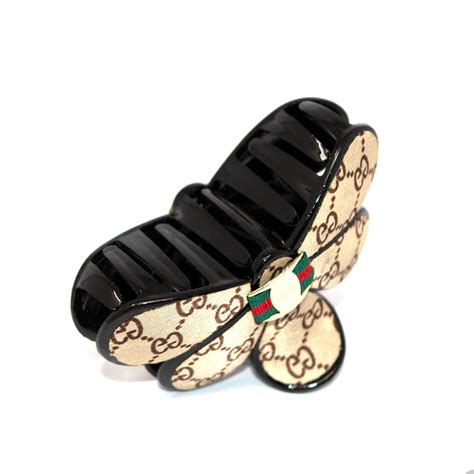 gucci claw clip